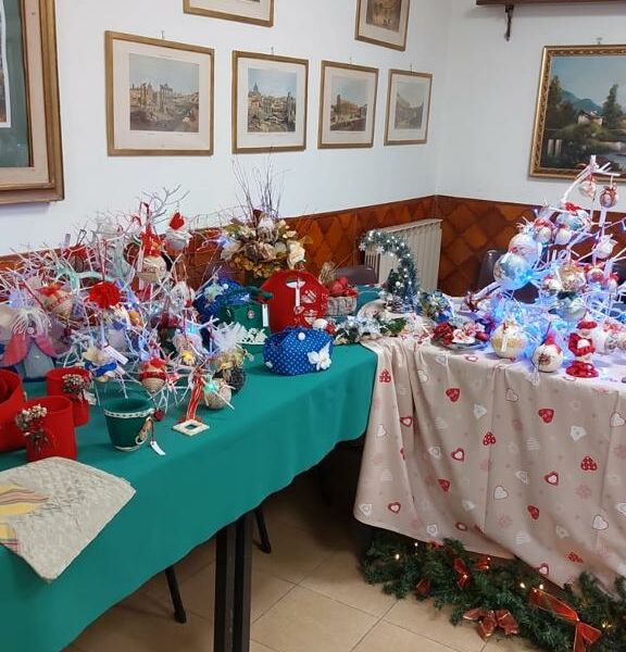 mercatino di natale ss angeli custodi (2)